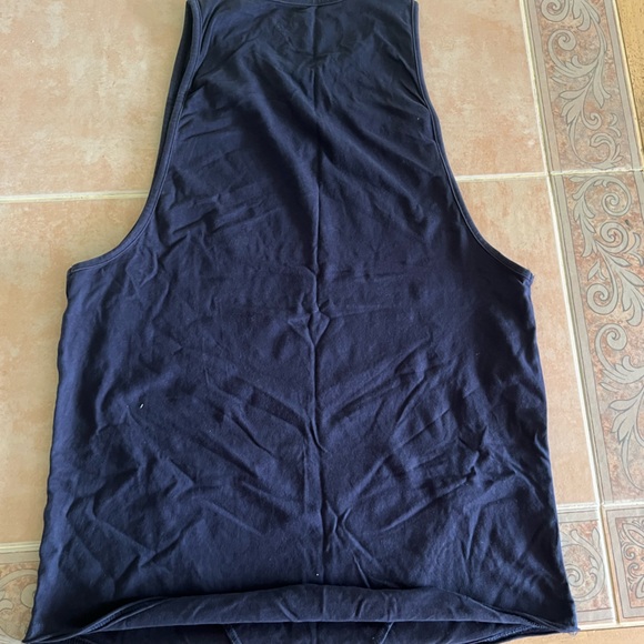 Alphalete Drop Performance Tank - Picture 3 of 3